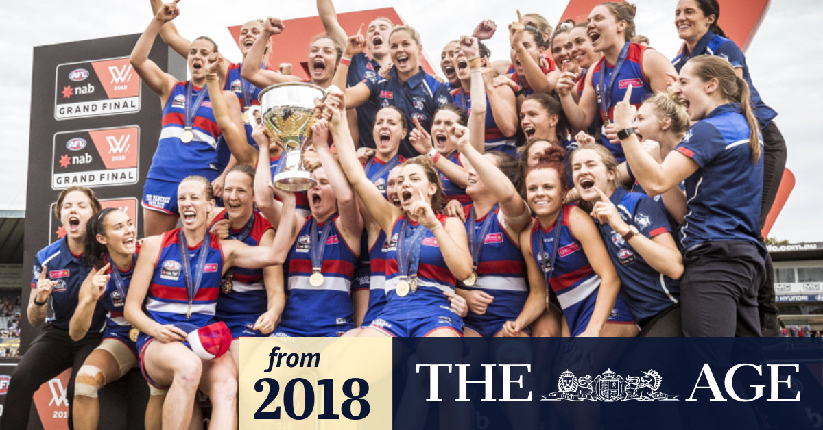 Bulldogs win thrilling AFLW grand final